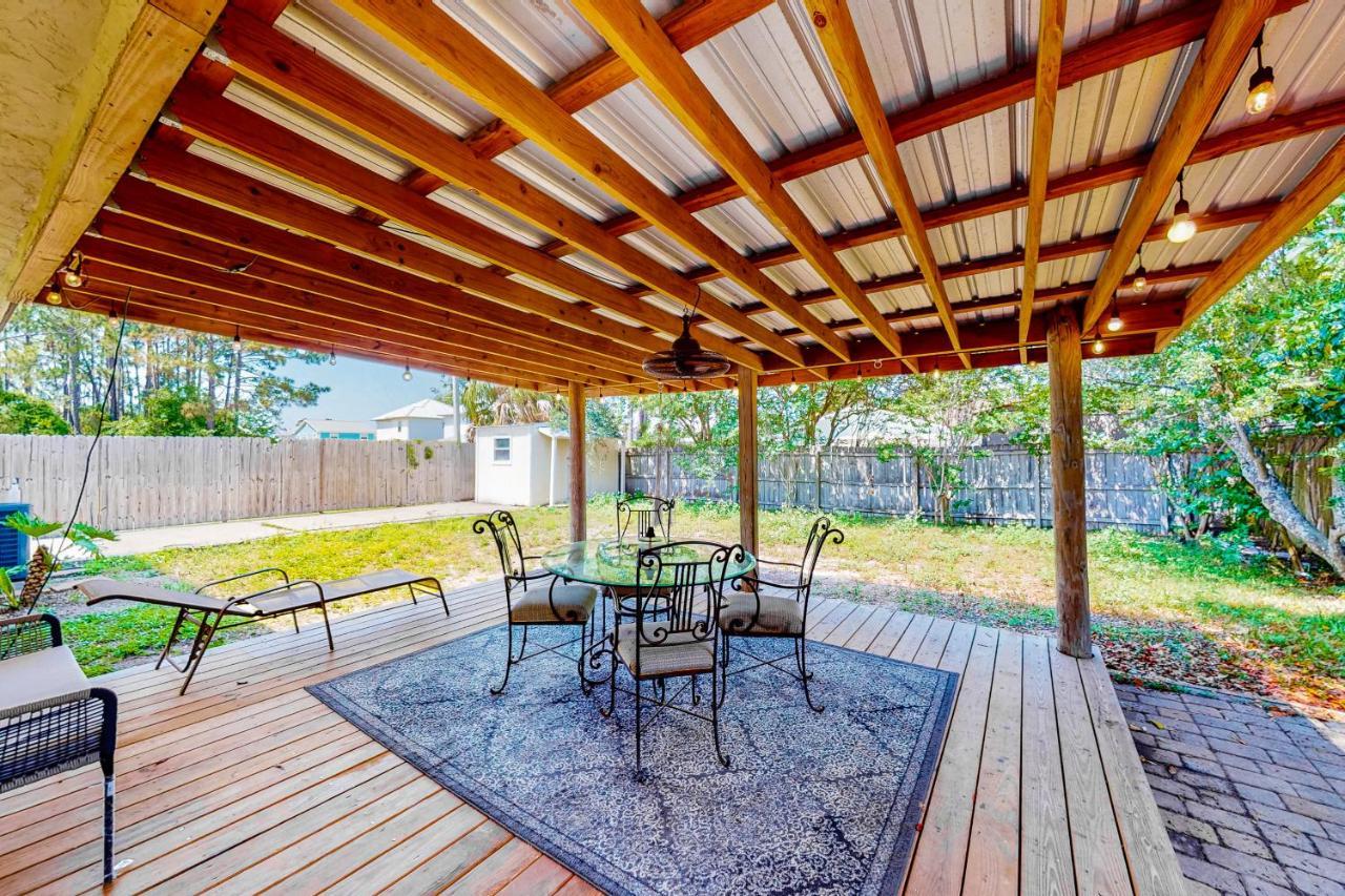 Happy Pelican Panama City Beach Exterior photo